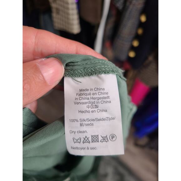 J.CREW Always 90s Green Silk Top - Picture 4 of 5